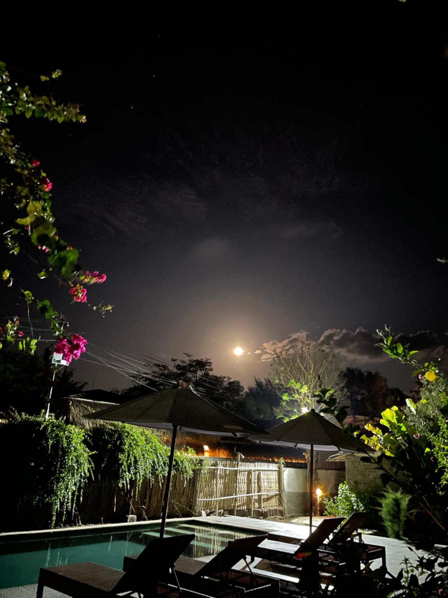 Hotel Blu D'Amare Gili Trawangan Exterior foto